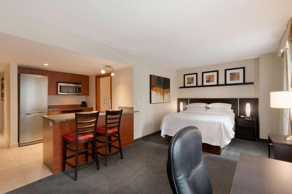 Embassy Suites by Hilton Montreal Image 14