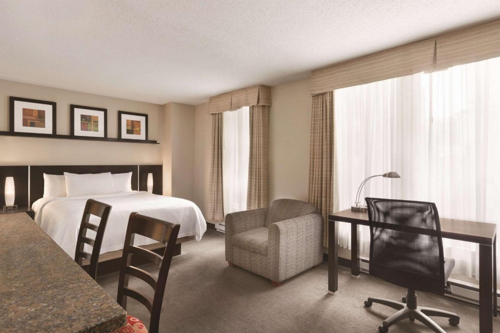 Embassy Suites by Hilton Montreal Image 20