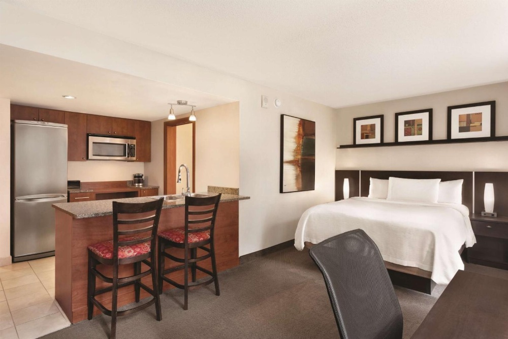 Embassy Suites by Hilton Montreal Image 23