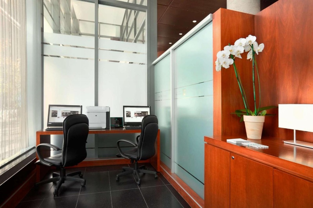 Embassy Suites by Hilton Montreal Image 36