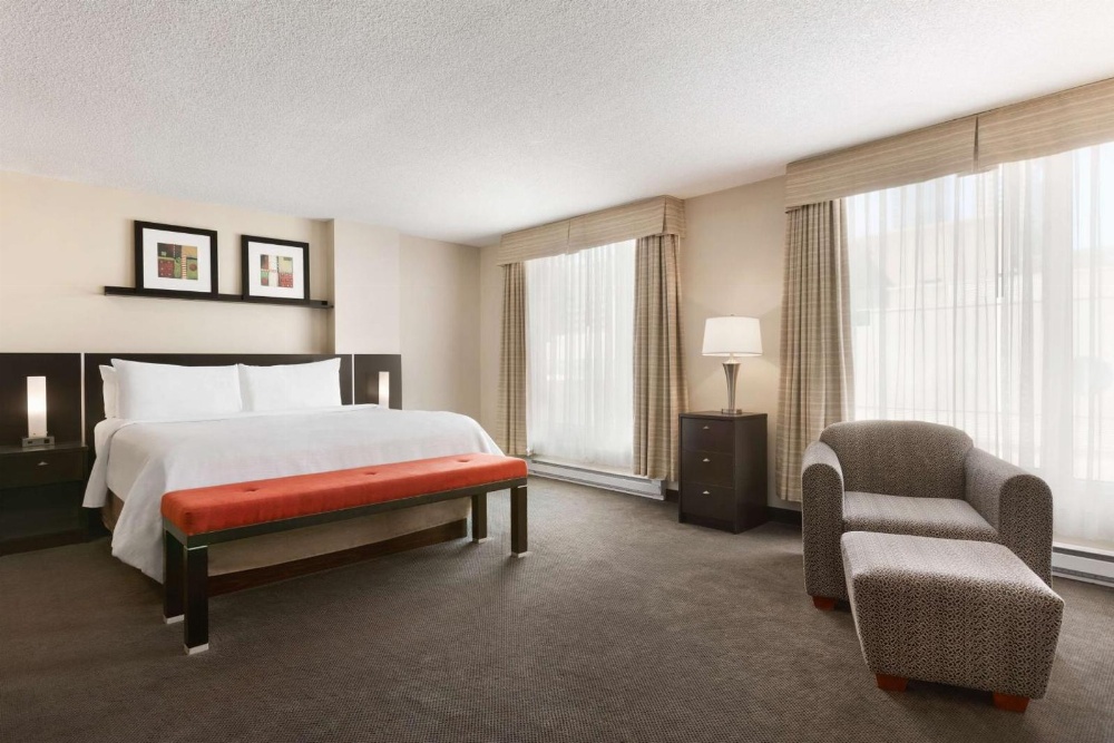 Embassy Suites by Hilton Montreal