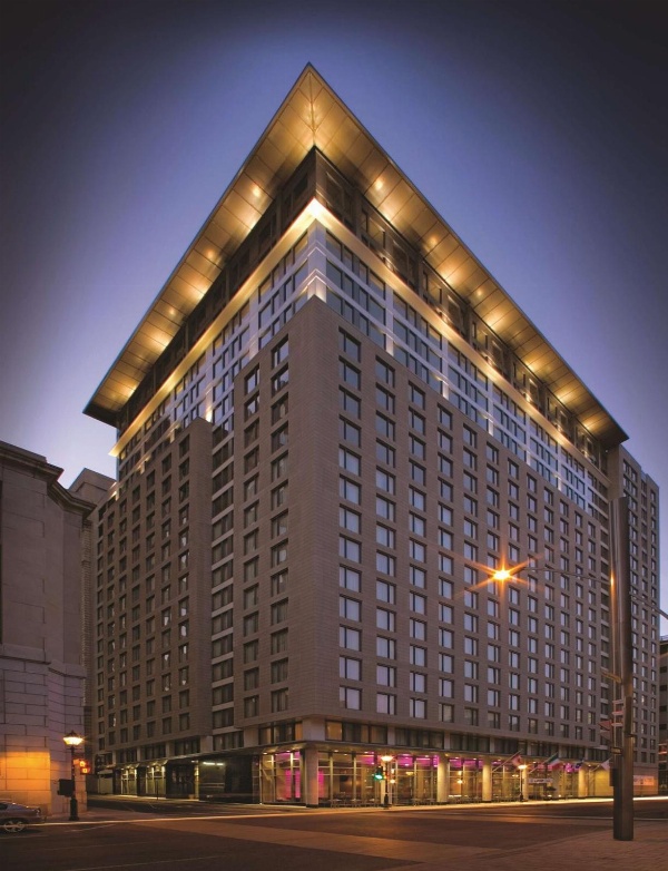 Embassy Suites by Hilton Montreal image 2