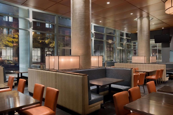 Embassy Suites by Hilton Montreal image 35